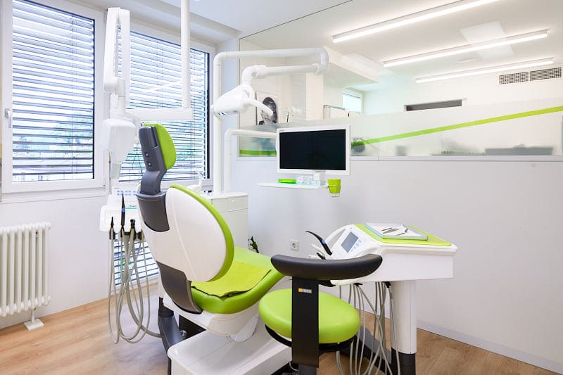 riprese interne di uno studio dentistico